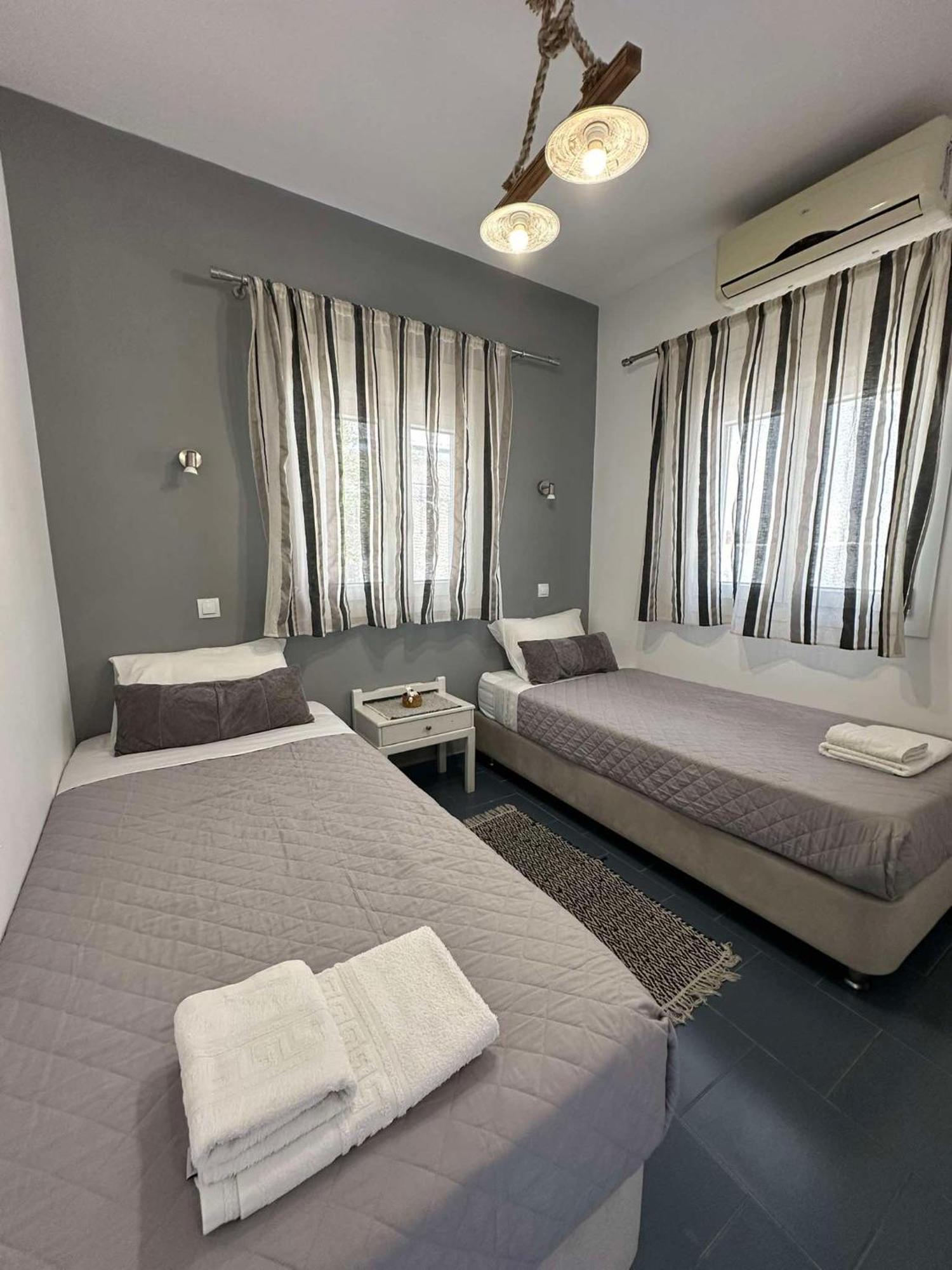 Elenis Studios&Apartments มาซูรี ภายนอก รูปภาพ